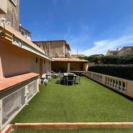 Lescale Tropezienne Apartmán *